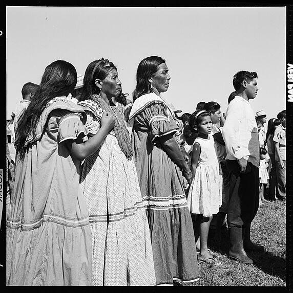 Indiens guaymis : village de LLano Nopo et &quot;balseria&quot; à La Mesa, Veraguas