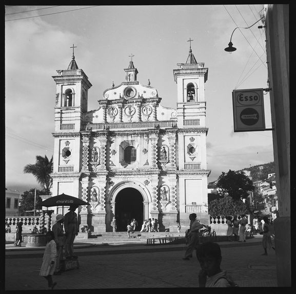 Eglise [église Los Dolores à Tegucigalpa]