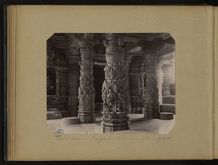 Mont Abou, temple de Dilwara, détails piliers