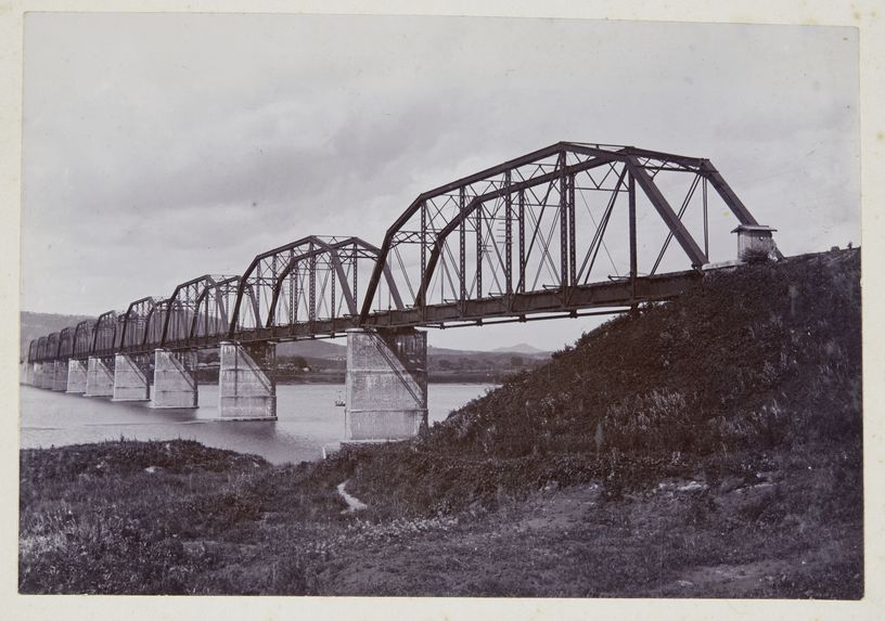 Sans titre [pont métallique]