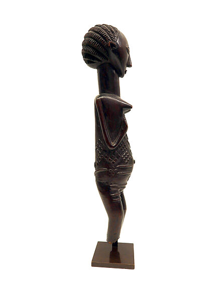 Statue féminine