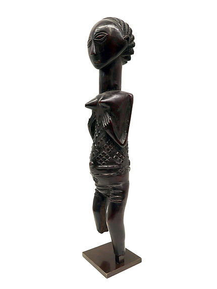 Statue féminine