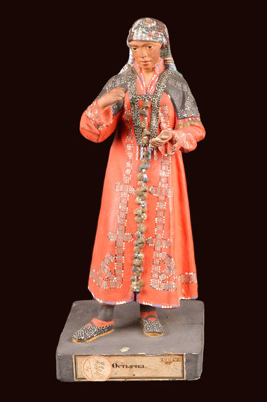Statuette de femme khante
