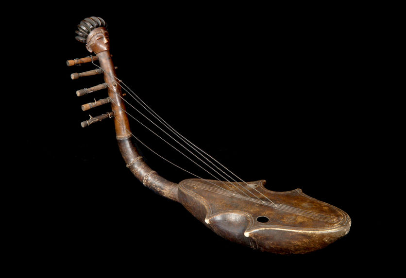 Harpe arquée