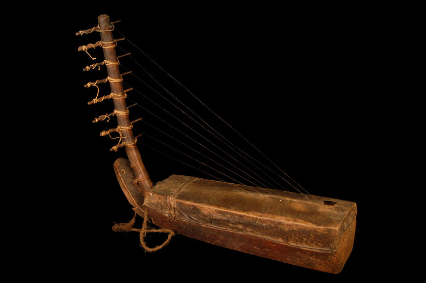 Harpe arquée