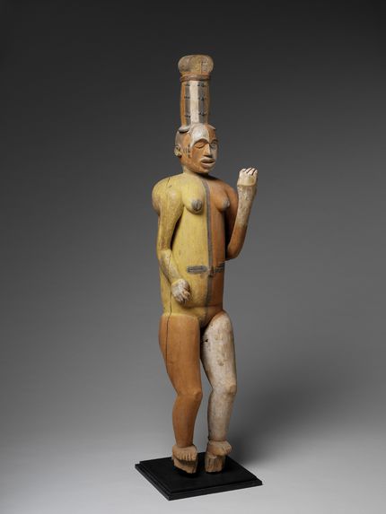 Statue figurant une divinité tutélaire