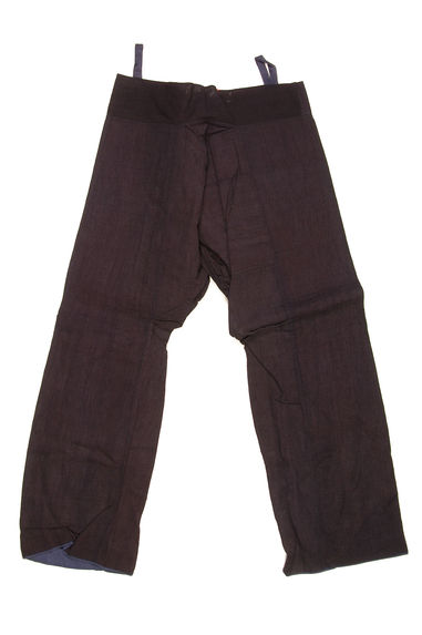 Costume de femme : pantalon