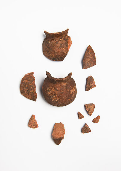 Pot (fragments)
