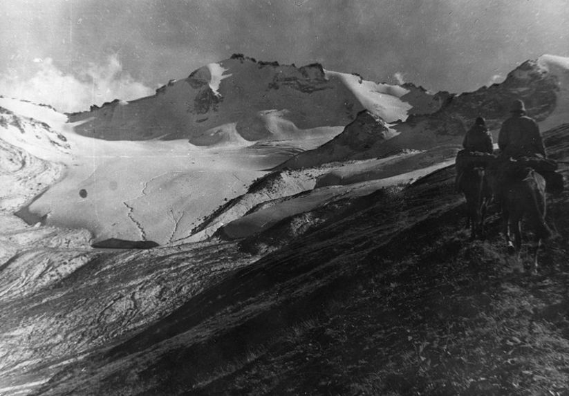 Près du col d'Aksou