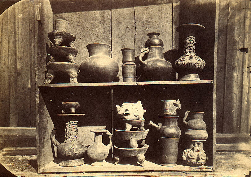 Popocatepetl. Echantillons de vases