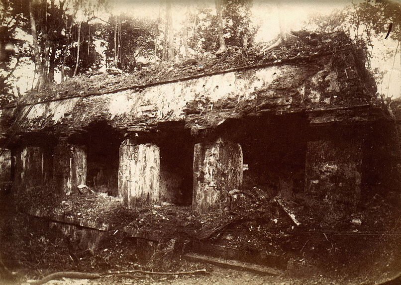 Palenque. Façade occidentale de l’aile intérieure du palais