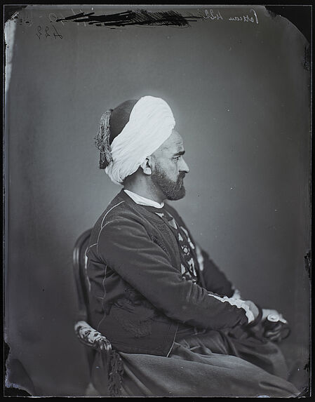 Abd-Allah-ben-Abdi [Portrait de profil d'un homme assis sur une chaise]