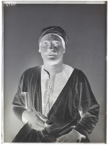 Egyptiens [Portrait d'un homme]