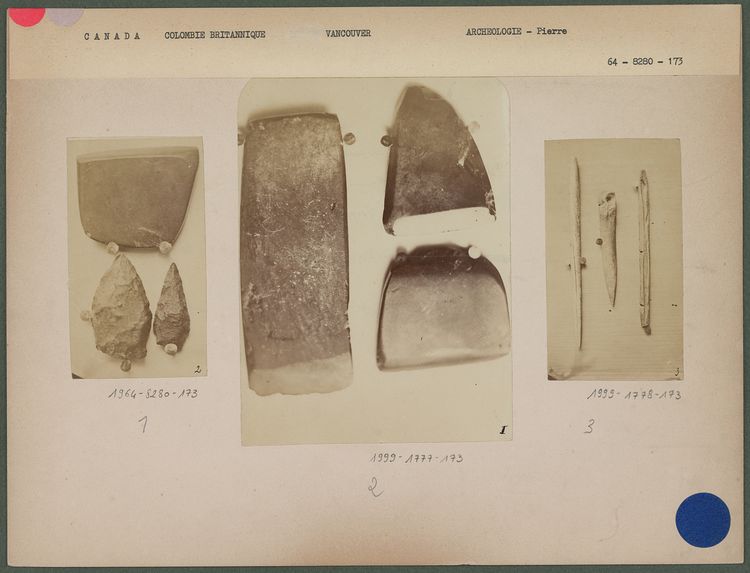 Objets trouvés avec les squelettes envoyés le 13 décembre 1876