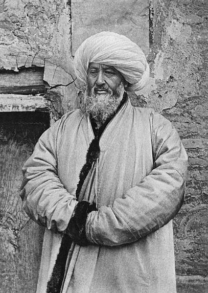 Vieux mullah de la Mosquée de Chah-Zindé. (?)