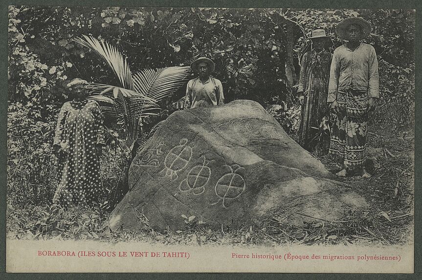 Borabora (Iles sous le vent de Tahiti). Pierre historique (Epoque des migrations polynésiennes)