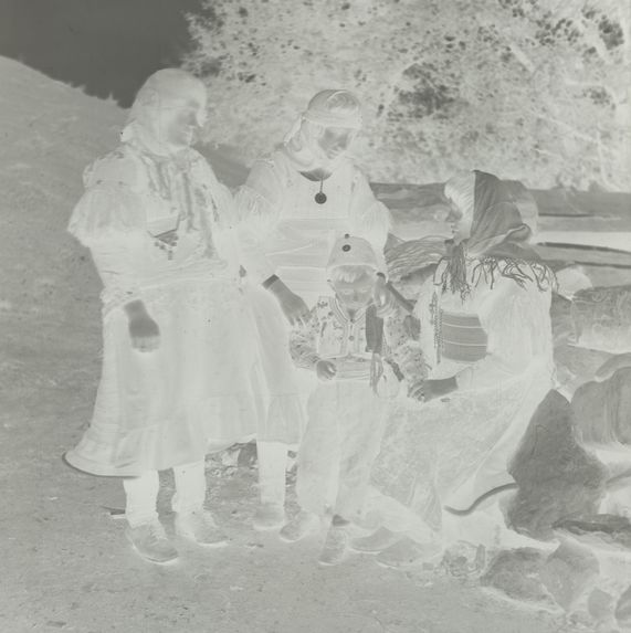 Trois femmes et un enfant