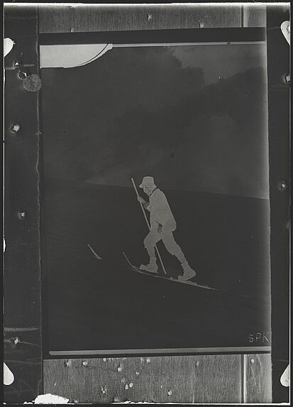 Sans titre [homme faisant du ski]