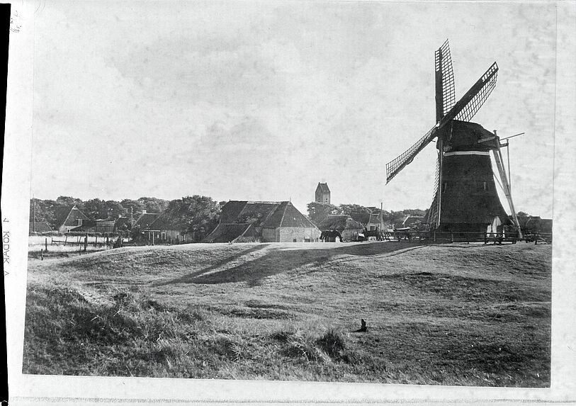 Moulin à vent à Nes