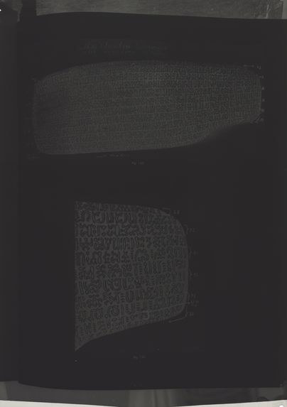 Tablettes gravées, d'après Stephen Chauvet, l'Île de Pâques &amp; ses Mystères