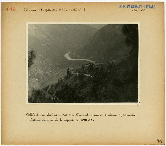 Vallée de la Salouen, vue vers l'amont