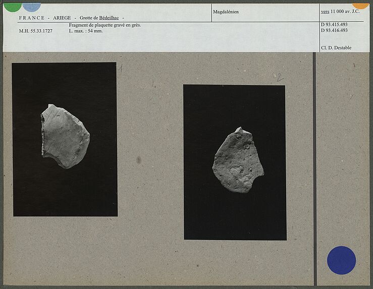 Fragment de plaquette gravé en grès