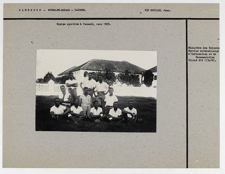 Equipe sportive de Yaoundé, vers 1925