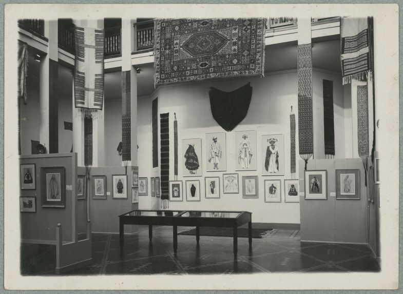 Collection, vues du musée. Expositions temporaires. Exposition Besançenot (mai - octobre 1937)