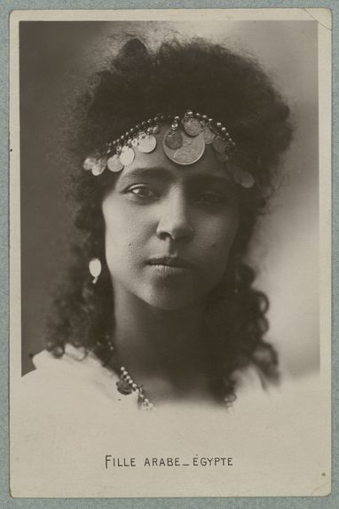 Egypte. Fille arabe