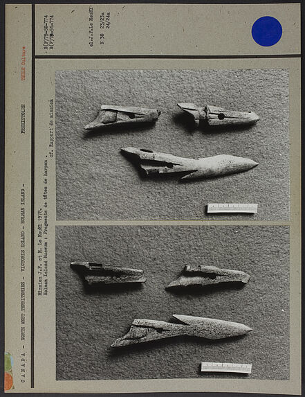 Holman Island Museum : fragments de têtes de harpon