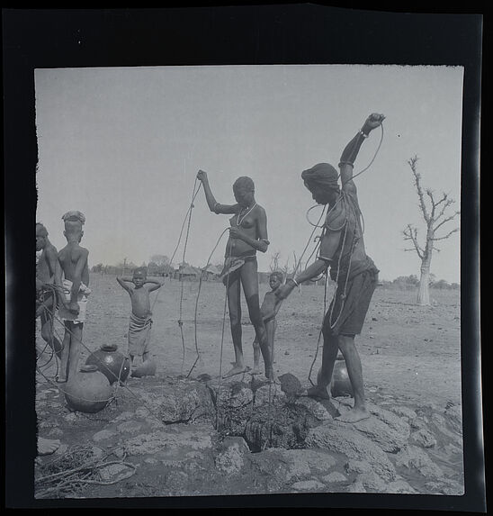 Femmes au puits à Sissamba