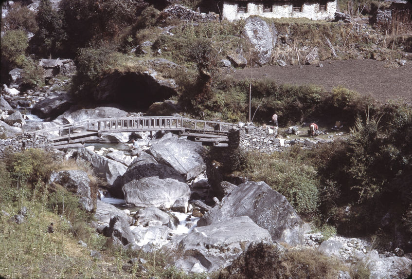 A typical bridge at Kusumchanga over a Dudh Kosi Tributary
