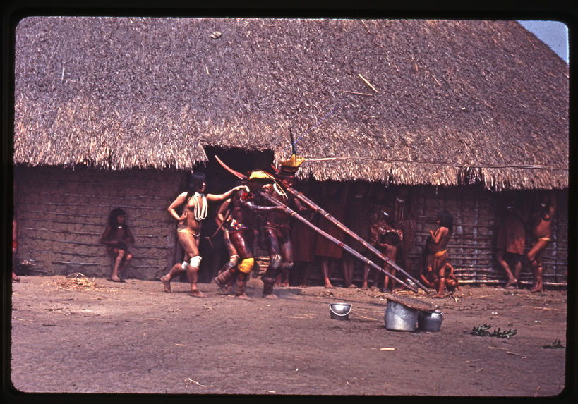 Rio Xingu [flûtes ou sarbacanes]