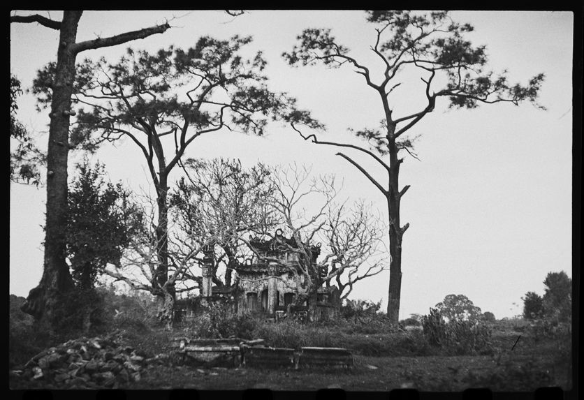 Ha Dong, Pagode des Dames, Pagode des Eléphants accroupis [bande film de six vues]