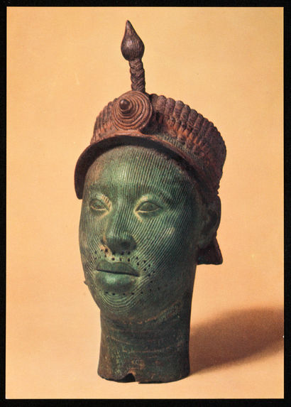 Bronze head from Ife in Yorubaland [tête en bronze d'Ife dans le pays Yoruba]