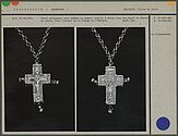 Croix reliquaire, avec chaîne en argent
