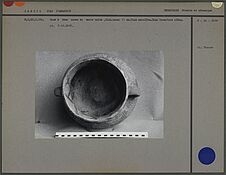Vase à deux anses en terre cuite (face interne)