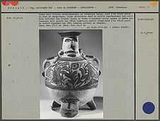 Grand vase tripode anthropomorphe en céramique