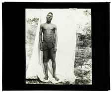 Type Tyivokué vers confluent Luamia-Cuanavale, 2 septembre 1913 [homme, de face]