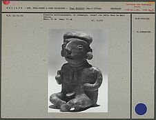 Figurine anthropomorphe en céramique