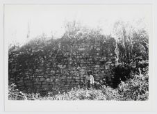 San Pedro de Washpa : [vestiges d'un mur en pierre]
