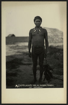 Capitan guayibo con su insignia funebre