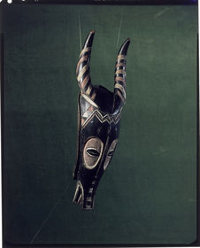 Masque en bois porté durant les cérémonies Gouro