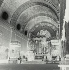 L'intérieur de l'église Saint-Jean