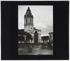 Quito. Eglise de Santo-Domingo