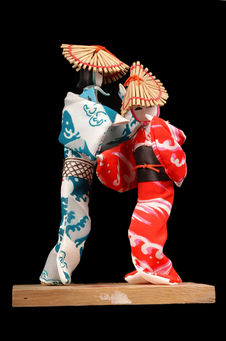 Figurines représentant un couple de danseurs