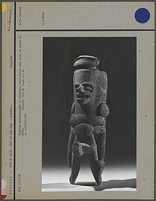 Figurine anthropomorphe en céramique