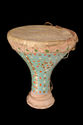 Tambour en calice sur poterie