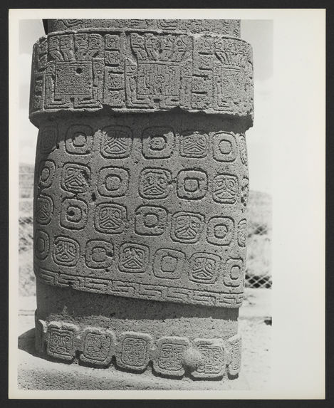 Sans titre [bas-reliefs, Tiwanaku]