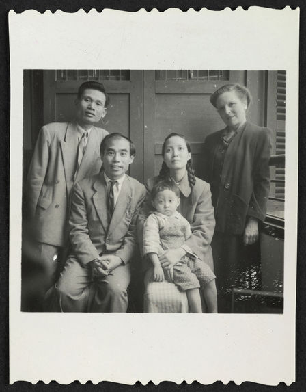 La famille du graveur chinois Jacqueline et Mr Long